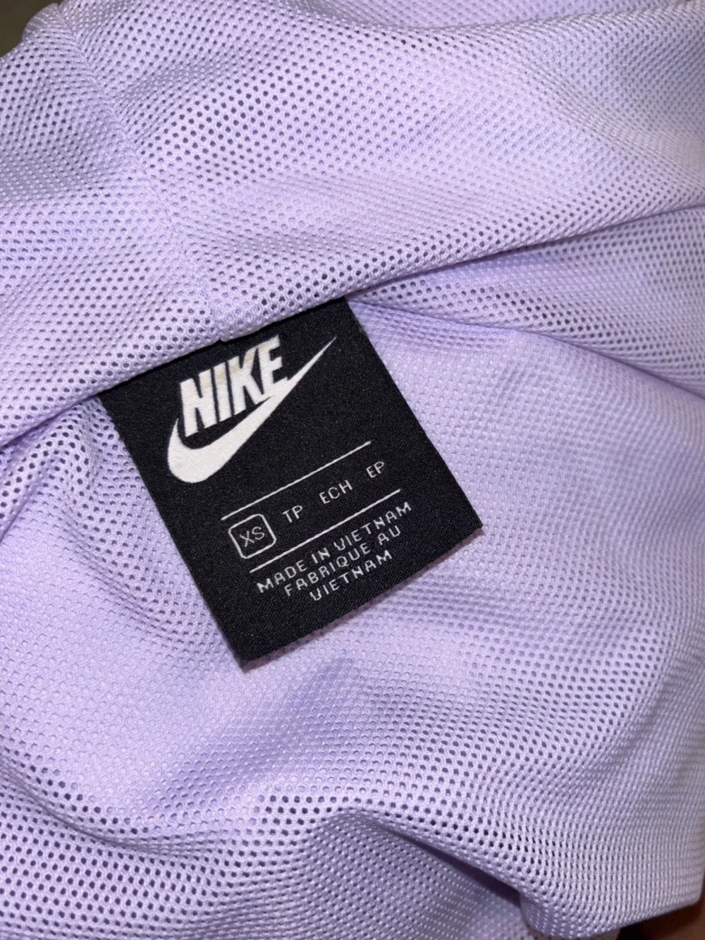 Nike Lavender Lightweight Hood crop windbreaker Jacket XS (ripped pullstring)